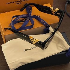 MY FAIR LADY STUDS - AUTHENTIC LOUIS VUITTON SUNGLASSES